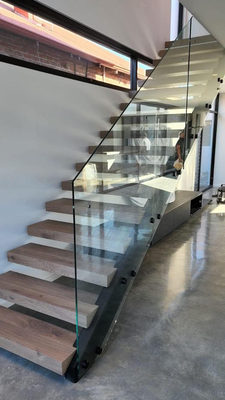 Brickwall — Floating staircase